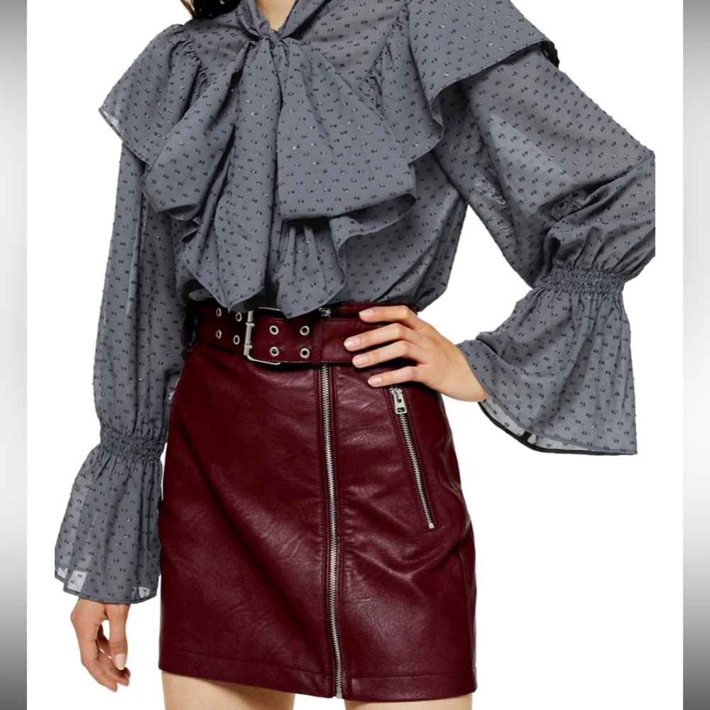 Ruffle Top - Picture 2 of 6